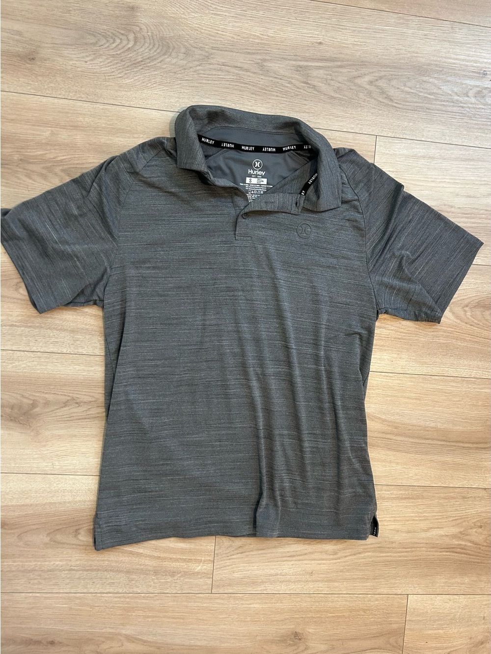 Hurley Men’s Dark Gray Heather Polo